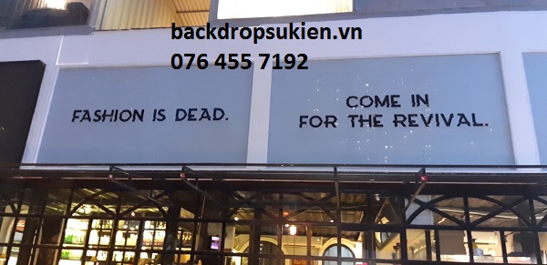 decal mo dan mat trong kính